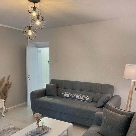Hotspot Apartments - City Center بريشتاين المظهر الخارجي الصورة